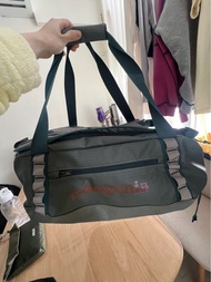 Patagonia Black Hole duffel  40L 旅行袋 袋