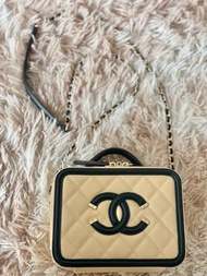 **Chanel**vanity box bag 盒子袋