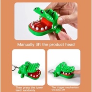 GANTUNGAN KIOSLAKU - MU08 Crocodile Keychain Mini Crocodile Bite Keychain Toy/ Crocodile Bite Toy Ke