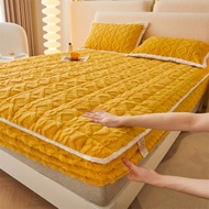 【Super low price】High Quality Thickened Bed Mattress Cover Queen Size Quilted Taffeta Fleece Fitted