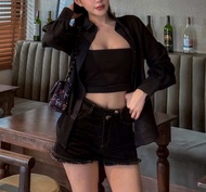 Noir & Blanc short Own Money