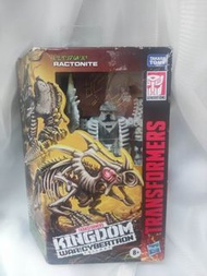 絕版全新變形金剛 WFC王國 野獸之戰 三角龍 骨龍 化石 骨頭 Ractonite、HasbroTransformers War for Cybertron Kingdom Leader WFC D