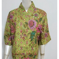 ( Ready Stock) BA0088KK Batik Ladies Blouse Batik poncho Perempuan Batik Baju Kelawar Blouse Batik Made In Malaysia