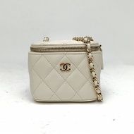 CHANEL 21S盒子化妝包無鏡子白色荔枝牛皮31開金扣