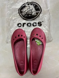 《全新》Crocs 平底鞋（水靴、休閑鞋、涼鞋）