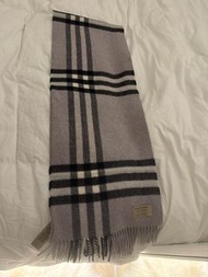 Burberry 格紋羊絨圍巾