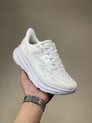 Simple and comfortable men's and women's sports shoes/HOKA/ONE ONE Clifton 9 wide shock absorption, anti slip, wear-resistant low top running shoes, with a slightly tilted toe design, the overall simplicity is not easy to slip.