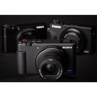 Sony ZV-1/ZV1 Digital Camera - Black/White