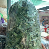 Dried Pandan Leaves