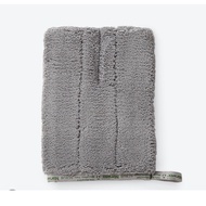 Norwex bathroom scrub mitt