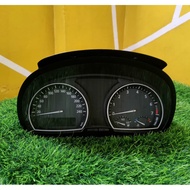 BMW X3 E83 Speedometer/Instrument Clsuter