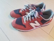 New Balance 996