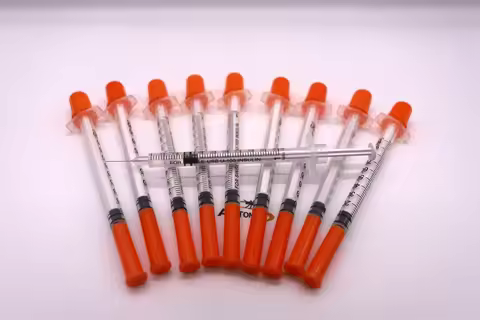 0.3/0.5/1ML Disposable Plastic Veterinary Syringe Orange Cap Sterile Insulin Syringe With Needles Fo