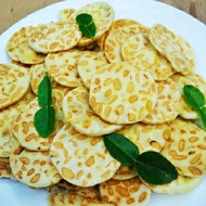 Keripik Tempe Sagu Kiloan 1Kg Keripik Tempe Bandung Keripik Tempe Malang Keripik Tempe Pedas Cemilan