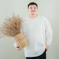 ZUTTO เสื้อสเวตเตอร์คอกลม รุ่น Sweato สเวตเตอร์สีพื้น เสื้อผ้าคนอ้วน ผ้า Double Knit เนื้อผ้าหนานุ่ม