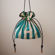 LUCA STUDIO_Pre-order 4 Day - Luca Aster01-กระเป๋าทรง Bucket ผ้าพิมพ์ลายทางสลับสี สามารถใช้งานได้ท้ั