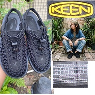KEEN UNEEK Black/Black (Also Known As Triple Black) Size 23 cm Feet 35-36 Comfortable To Wear