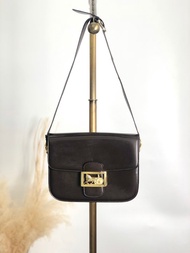 【 日本直送 名牌中古包 】CELINE  સુંદરી  棕色 馬車 壓花 皮革 vintage 古董 8ewcxg