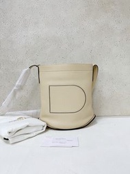 Delvaux Pin Daily