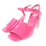 全新未使用 CHANEL G38684 Coco Mark 踝帶粗跟漆皮涼鞋，粉紅色，37.5 碼，義大利製造