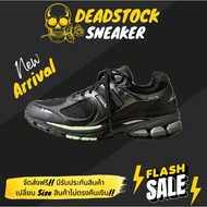 New Balance NB 2002R Low cut Black