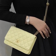 【97新 ✨ 全網最低價！】CHANEL 香奈兒 Woc 小鴨黃 羊皮 金扣 山茶花調節扣 鏈條斜挎包（下單前先詢問庫存❗️）