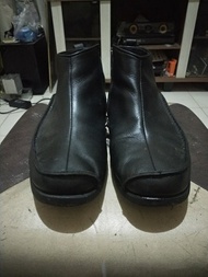 Unik sepatu boots clarks original Murah