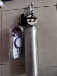 六十天有壞包退錢【水草缸必備】1 公升CO2 鋁瓶套裝 連電磁減壓閥及 hp 定時器 (全套即買即用)