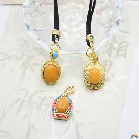 Natural Amber Pendant Chicken Oil Yellow Honey Wax Egg Noodle China-Chic Palace Style Collar Chain R