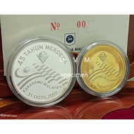 Malaysia 42nd National Day 31st August 2002 coin set of 2