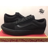 VANS Comfycush Old Skool 全黑 帆布鞋 VN0A3WMAVND