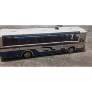 Diapet Yonesawa Toys B-5 Japan Bus New Jr High Way 1:60 (NO RUBBER TIRES)
