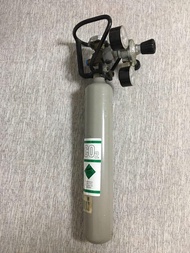 JBL  微調CO2 鋁合金鋼瓶，養魚缸靚草必備，瓶內可能尚餘小量CO2，之後可充氣繼續使用。德國製造