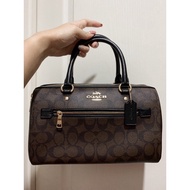 กระเป๋าสะพายข้าง Coach ROWAN SATCHEL IN SIGNATURE CANVAS  10 นิ้ว