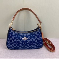 💯全新 💜 Coach 蔻馳 丹寧牛仔腋下包