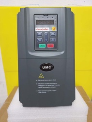 UMC KE300A-01-7R5G-T4 Power : 7.5Kw Output : 17A AC 3PH 0-380V 0-300Hz Input : 300-900VDC Solar Pump Inverter สำหรับปั๊มน้ำ สามเฟส 380V