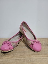 BESO粉色平底娃娃鞋