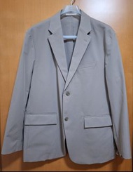 Uniqlo西裝薄外套