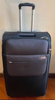 DELSEY 黑色尼龍29吋上揭式行李箱（厚身尼龍料）/ 行李篋/行李喼/寄艙/旅行/ Size: L / Black nylon 29-inch top-opening suitcase/lugga