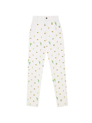 KLOSET Small Flowers Embroidered Fitted Pants (RS23-P006) กางเกงยีนส์ขายาวปักลาย