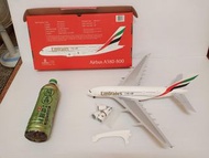 展示架遺失 少組輪子 阿聯酋航空 EMIRATES airbus a380-800 飛機模型 1/200