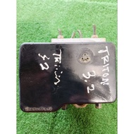 MITSUBISHI TRITON 2008 3.2 T3 ABS PUMP USED