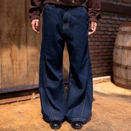 Vineca Twisted Edge Jeans