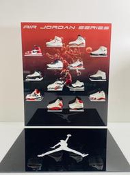 中秋特價免運 present toys  籃球鞋+壓克力鞋架 麥可喬丹 JORDAN鞋  NBA (非ENTERBAY)