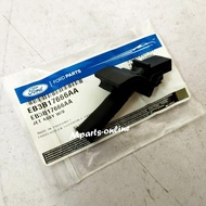 WIPER NOZZLE FRONT ( LEFT/ RIGHT ) (THAILAND GENUINE )/FORD T7 /FORD T8>EB3B-17-666AA