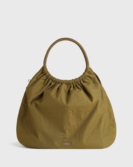 Tocco Toscano รุ่น Sonya Slouchy Tote กระเป๋าที่เป็นมิตรต่อสิ่งแวดล้อม น้ำหนักเบา กันน้ำ