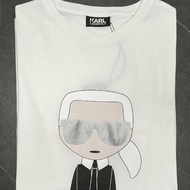 🎁雙11選禮不煩惱，超值心意一次到【KARL LAGERFELD 卡爾老佛爺】銀墨鏡老佛爺印花棉質T恤 白