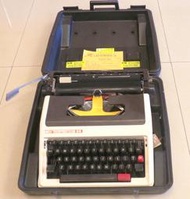 早期 Marathon-UD 85  打字機   機械打字機   ~~ 缺一個鍵帽