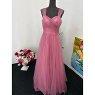 S 码晚礼服九成新 Evening dress in size S, 90% new