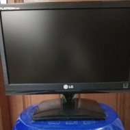 LCD Monitor 16 inch mix